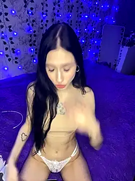 Snapshot of Kisa-Lisa_ chatting on 7, 11, 2025 Kisa-Lisa online show from 7, 11, 2025