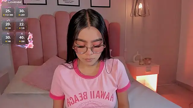 mara swan  online show from 19, 12, 2025