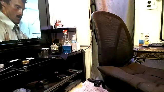 Tommy Love23 online show from 1, 2, 2026