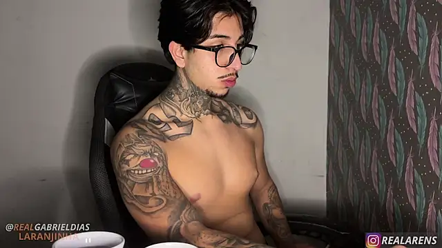 RealGdiass online show from 8, 7, 2026