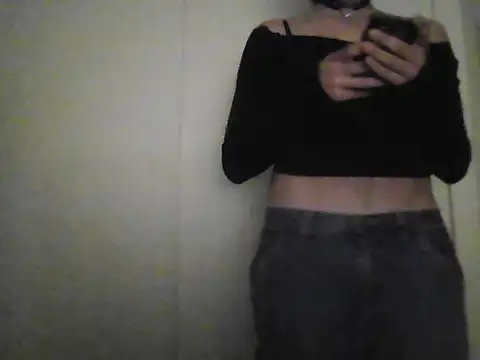 Snapshot of Sunny_Pebble chatting on 9, 10, 2025 Sunny Pebble online show from 9, 10, 2025