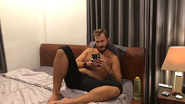 mrmaxiy online show from 5, 3, 2026