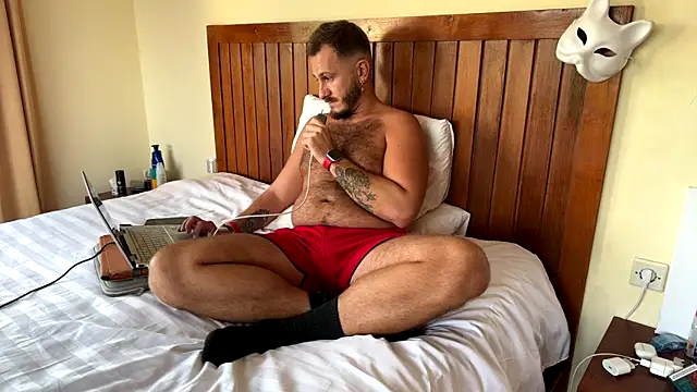 mrmaxiy online show from 23, 4, 2026