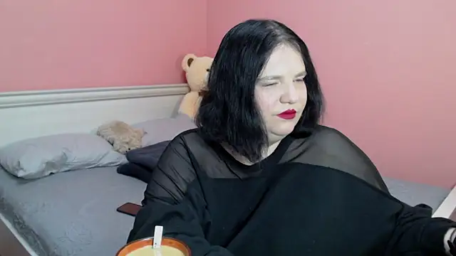  alexandra ray  online show from 26, 11, 2025