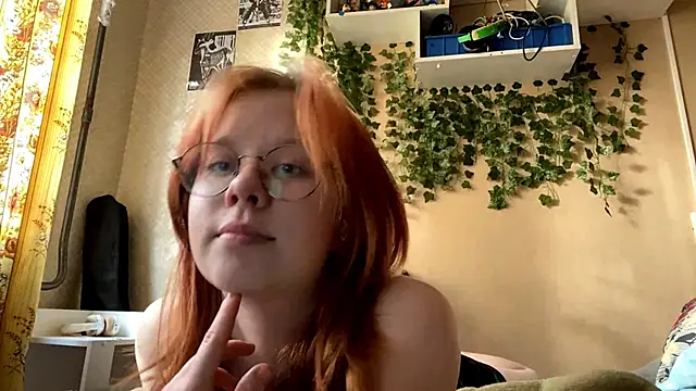 AnitaVanruiten online show from 5, 10, 2025