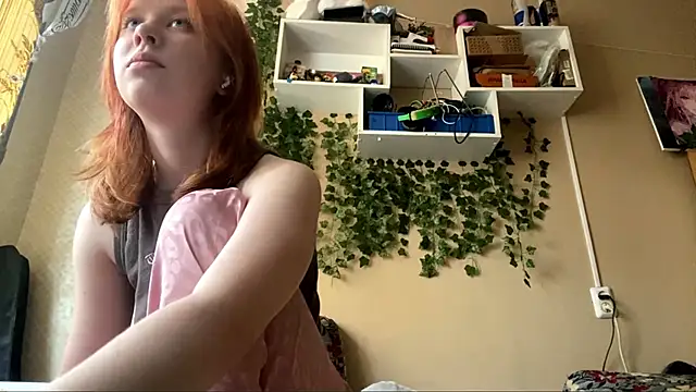 AnitaVanruiten online show from 6, 10, 2025