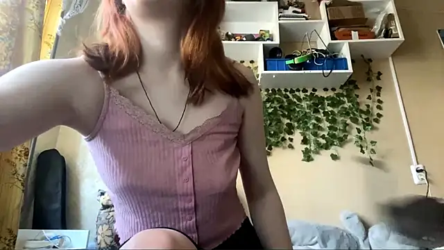 AnitaVanruiten online show from 7, 10, 2025