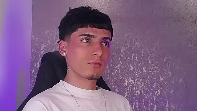 MateoMitchell online show from 3, 12, 2025