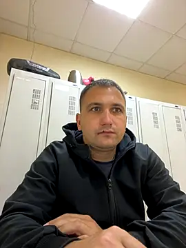 Snapshot of Mahrovmaxim chatting on 6, 10, 2025 Mahrovmaxim online show from 6, 10, 2025