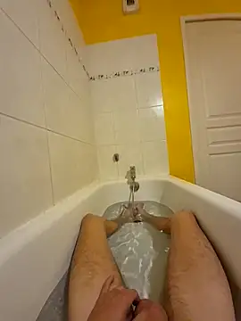 Snapshot of lovefeet84 chatting on 7, 10, 2025 lovefeet84 online show from 7, 10, 2025