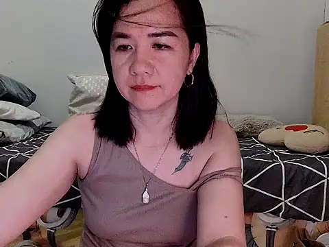 Snapshot of KissHott chatting on 26, 4, 2026 KissHott online show from 26, 4, 2026