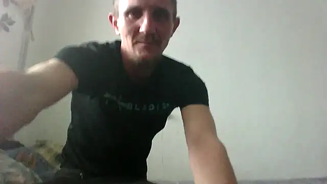 Twolatte1520 online show from 1, 4, 2026