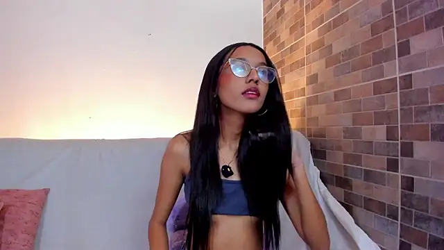 luna valen online show from 31, 10, 2025