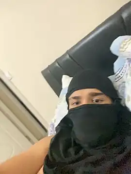 Snapshot of asteo2020 chatting on 4, 10, 2025 asteo2020 online show from 4, 10, 2025