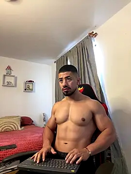 Ezzio Scolaro online show from 3, 12, 2025