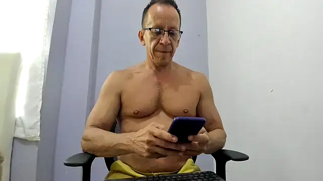  axelking  online show from 10, 3, 2026