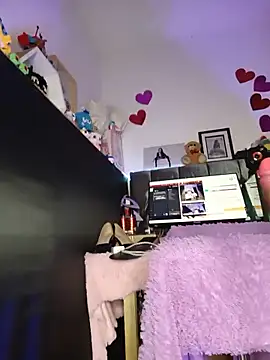 Snapshot of sexy_butterfly_1 chatting on 19, 5, 2026 sexy butterfly 1 online show from 19, 5, 2026