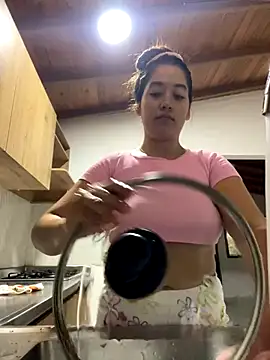 Nhefertary online show from 18, 11, 2025