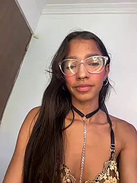 ScarletEvanss  online show from 24, 6, 2026