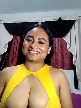 Snapshot of Alice-bolton- chatting on 21, 10, 2025 Alice-bolton- online show from 21, 10, 2025