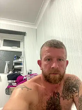 Snapshot of MrandMrsG25xx chatting on 15, 1, 2026 MrandMrsG25xx online show from 15, 1, 2026