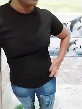 Snapshot of Rita_rani6 chatting on 17, 10, 2025 Rita rani6 online show from 17, 10, 2025