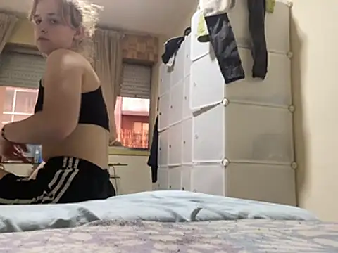 Snapshot of celeste_420ff chatting on 26, 6, 2026 celeste 420ff online show from 26, 6, 2026