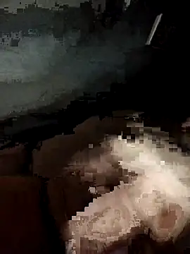 IncomingEssence478 online show from 19, 4, 2026