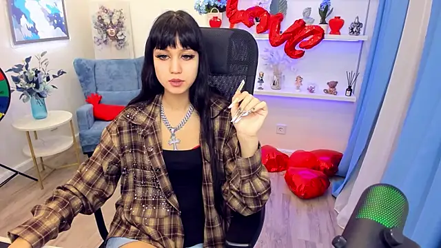 TiffanyYounge online show from 9, 2, 2026