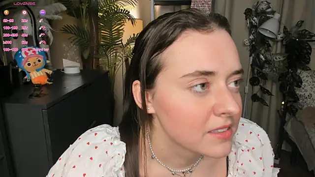 ThelmaJusto online show from 2, 4, 2026