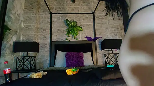 Kylie Foxx online show from 10, 1, 2026