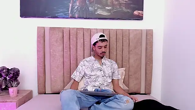 Timothe Evans online show from 19, 12, 2025