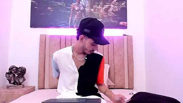 Timothe Evans online show from 8, 1, 2026