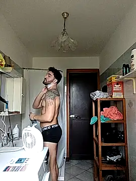 Al3xox02 online show from 6, 2, 2026