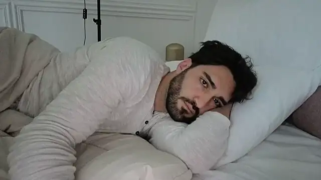 Snapshot of Al3xox02 chatting on 27, 3, 2026 Al3xox02 online show from 27, 3, 2026