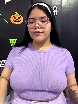 GabrielleMarsh1 online show from 28, 10, 2025