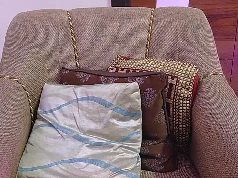 cute zaraa online show from 19, 11, 2025