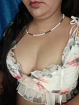 Snapshot of Rashmi_011 chatting on 1, 7, 2026 Rashmi 011 online show from 1, 7, 2026