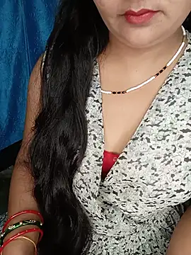 Snapshot of Rashmi_011 chatting on 7, 7, 2026 Rashmi 011 online show from 7, 7, 2026