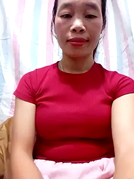 Snapshot of chieu_xinh chatting on 8, 11, 2025 chieu xinh online show from 8, 11, 2025