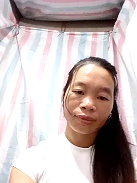 Snapshot of chieu_xinh chatting on 11, 11, 2025 chieu xinh online show from 11, 11, 2025