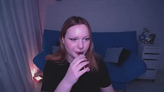 AuroraMour online show from 15, 10, 2025