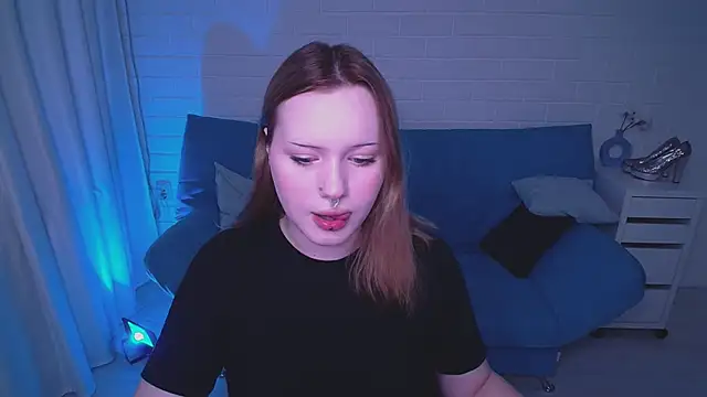 AuroraMour online show from 16, 10, 2025