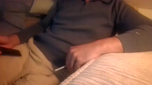 Snapshot of Alex_the_user chatting on 5, 10, 2025 Alex the user online show from 5, 10, 2025