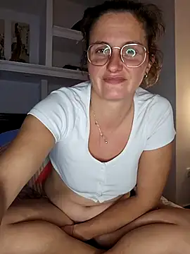 xcrazzycat online show from 24, 2, 2026