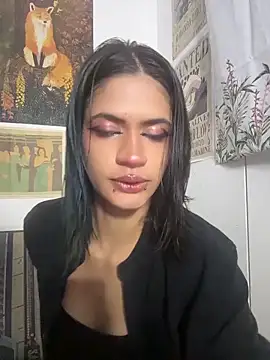 Snapshot of sukulaurens chatting on 6, 6, 2026 sukulaurens online show from 6, 6, 2026