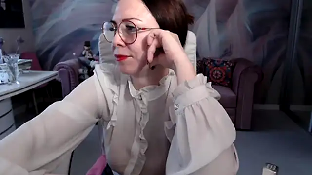 Arisa5000 online show from 1, 12, 2025