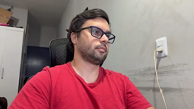 Snapshot of CasalManeiro25 chatting on 22, 10, 2025 CasalManeiro25 online show from 22, 10, 2025