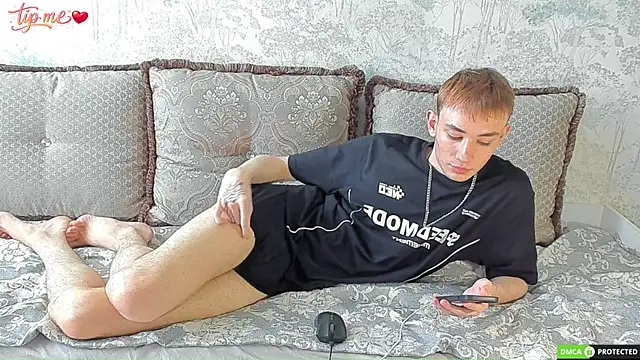 Snapshot of felixcurt69 chatting on 14, 5, 2026 felixcurt69 online show from 14, 5, 2026