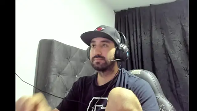 coolfriki online show from 9, 11, 2025